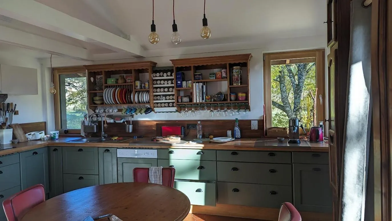 Chalet A Mens